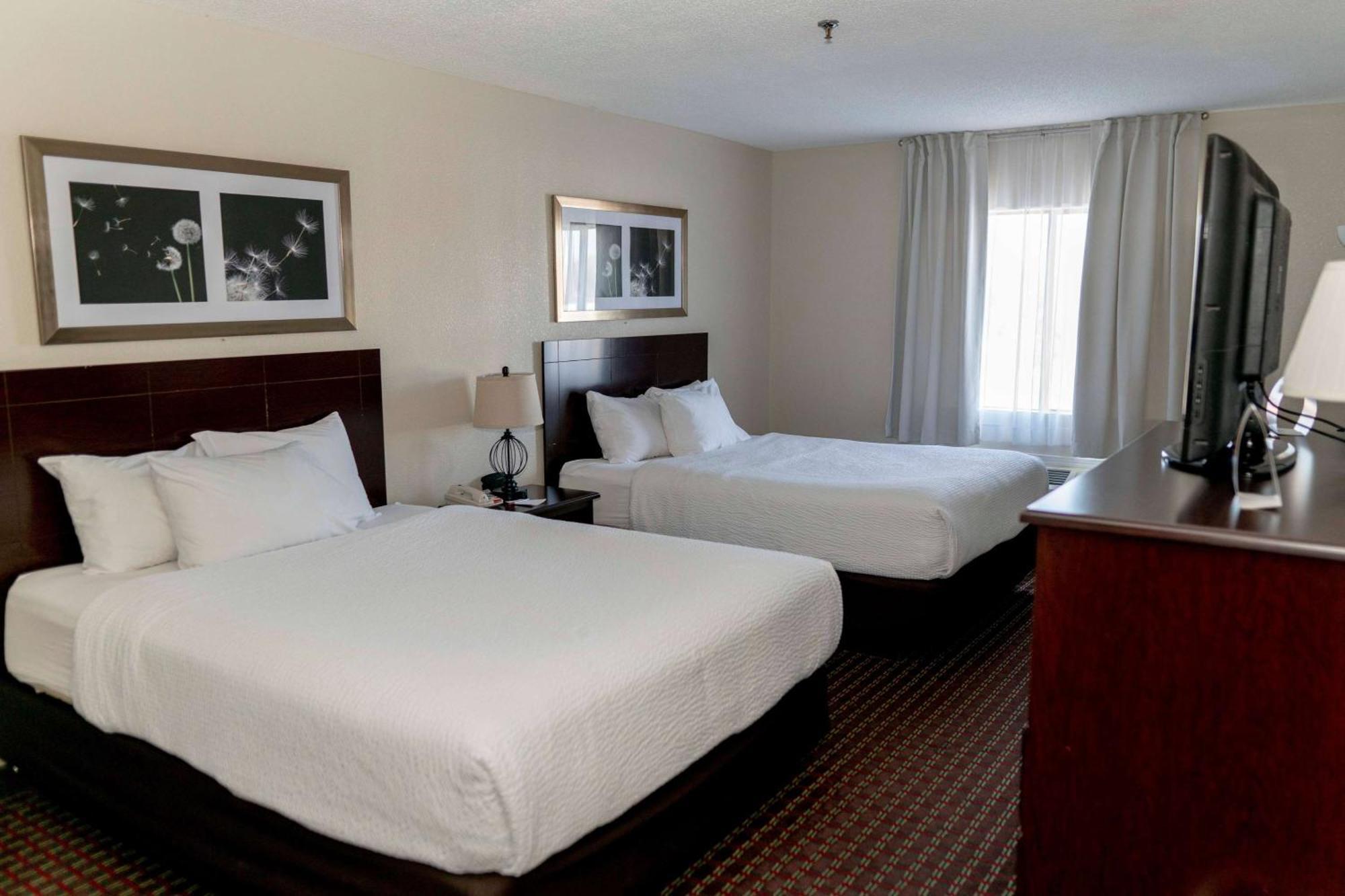 Ramada By Wyndham Tell City Exterior foto